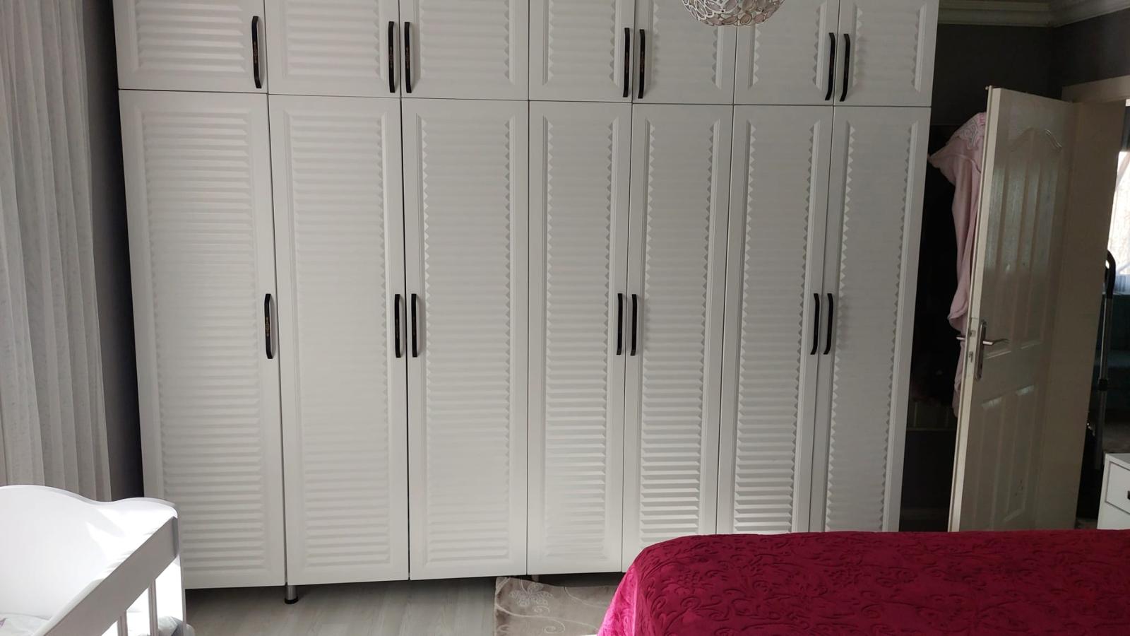 SATILIK 1.847 M2 ARSA VE İÇİNDE BİNA